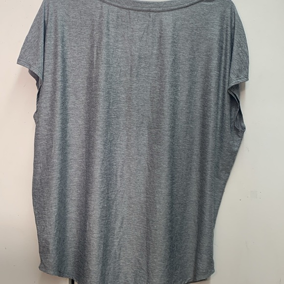 Reebok Women's Running T-Shirt Performance Short Sleeve Workout Top, Size 1X - Picture 7 of 8